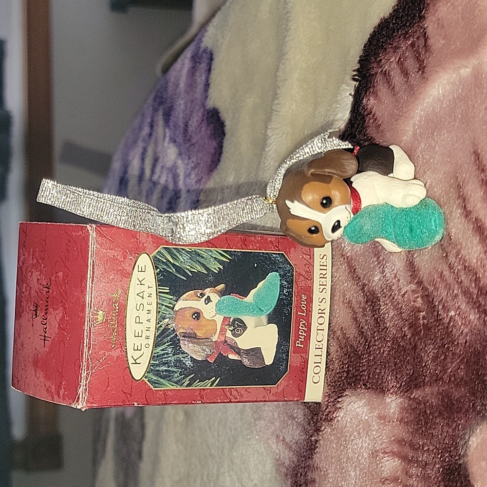Hallmark Keepsake - Picture 9 of 9
